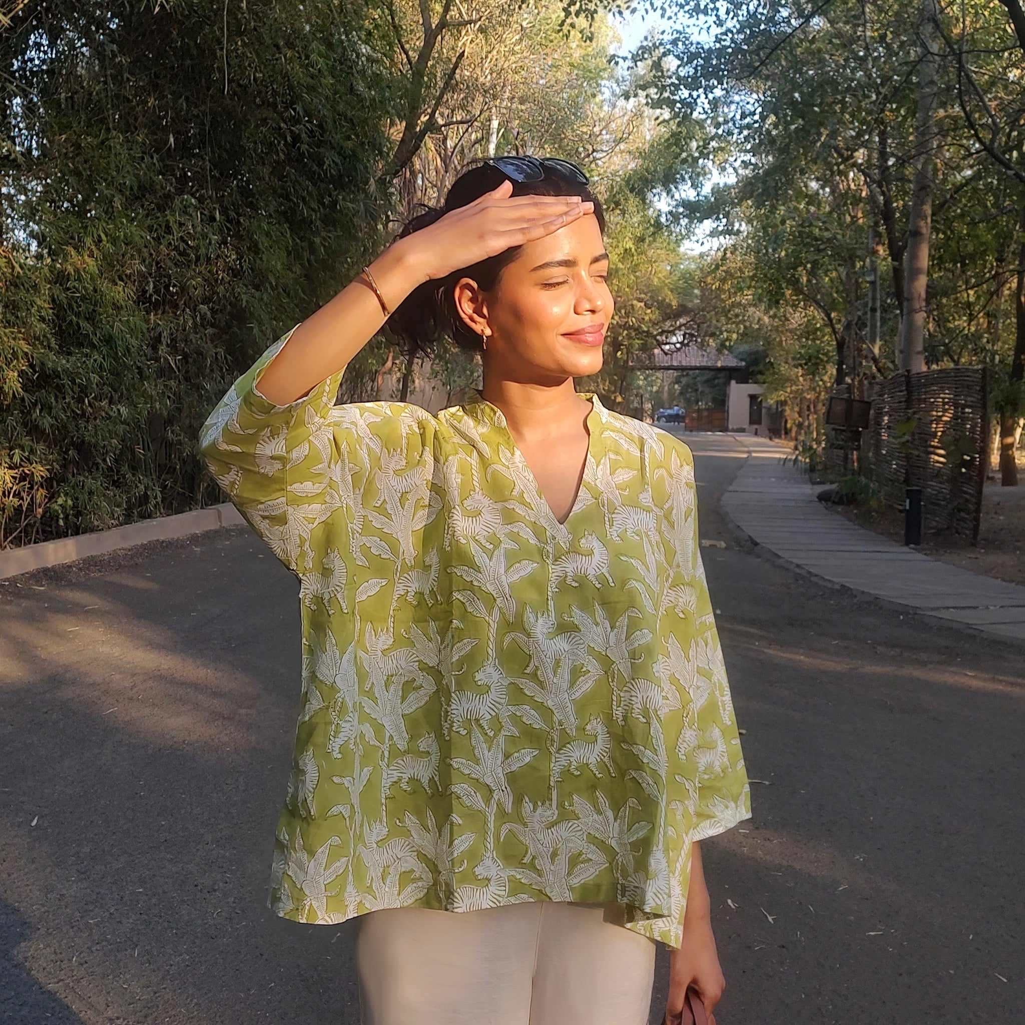 Green Tiger Ivy Top